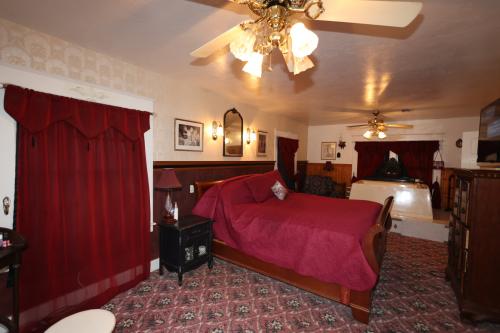 728 E Laguna Laton Ca 93242