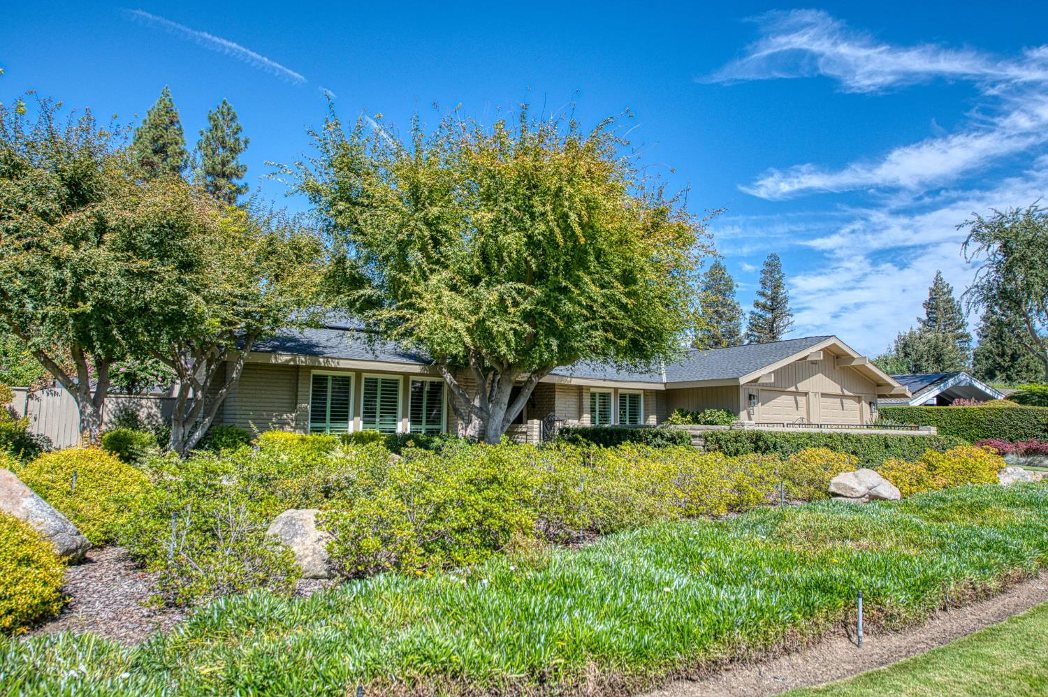7592 Spyglass